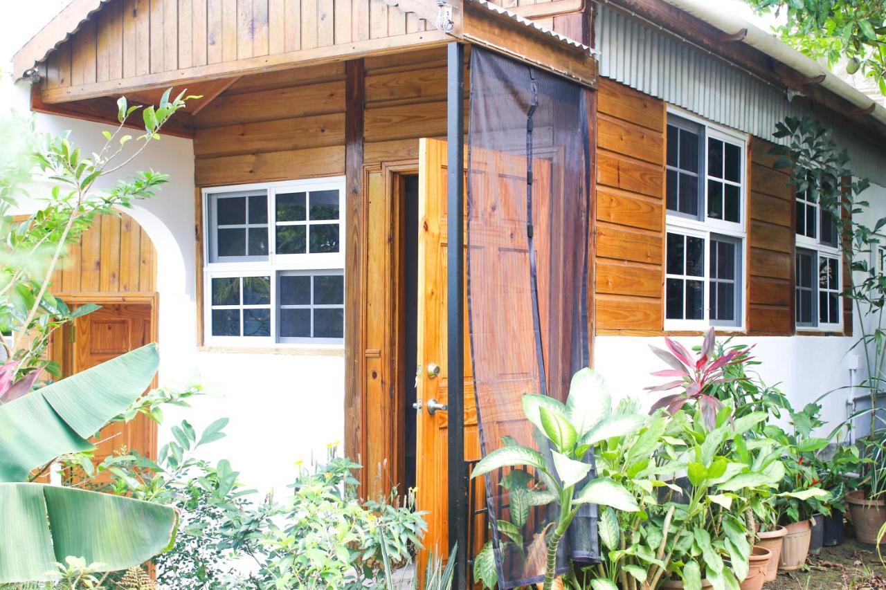 נגריל Van Villa Guesthouse מראה חיצוני תמונה