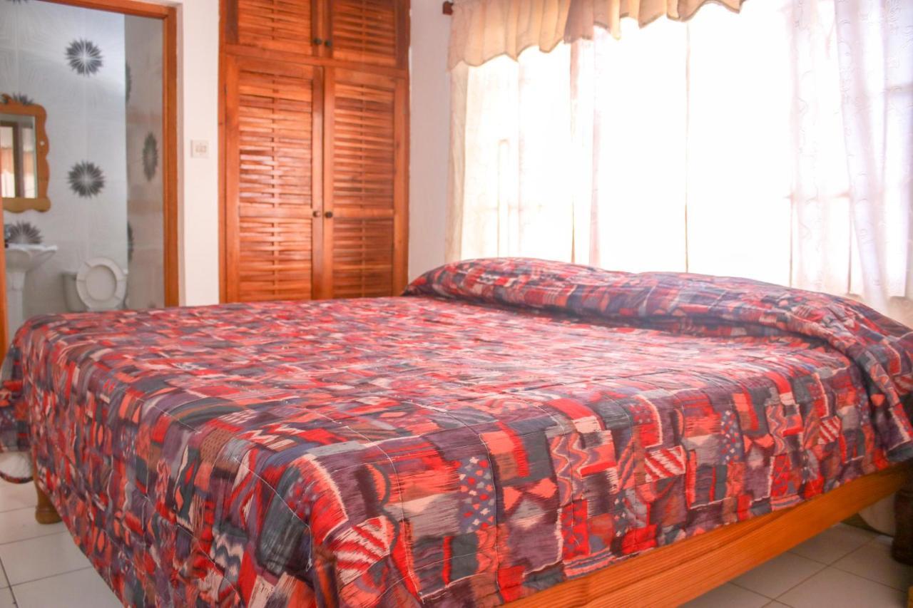 נגריל Van Villa Guesthouse מראה חיצוני תמונה