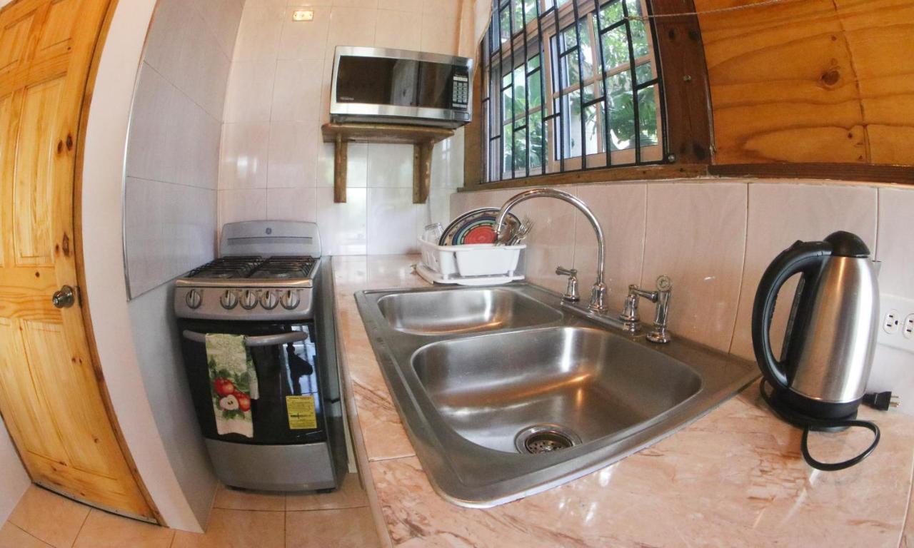 נגריל Van Villa Guesthouse מראה חיצוני תמונה